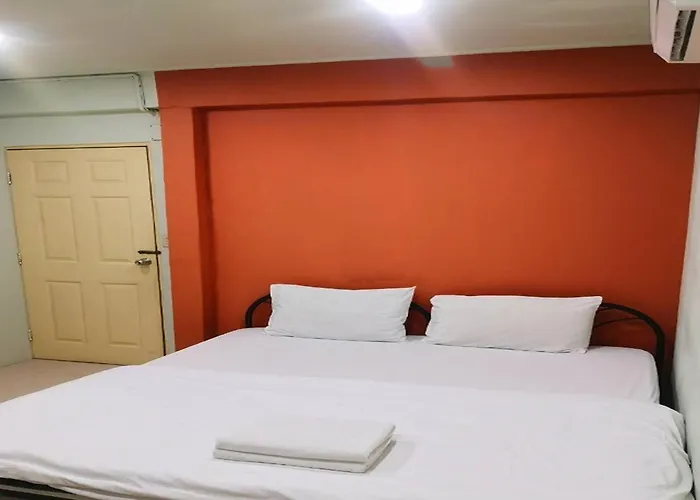 33 Saladaeng * Bangkok